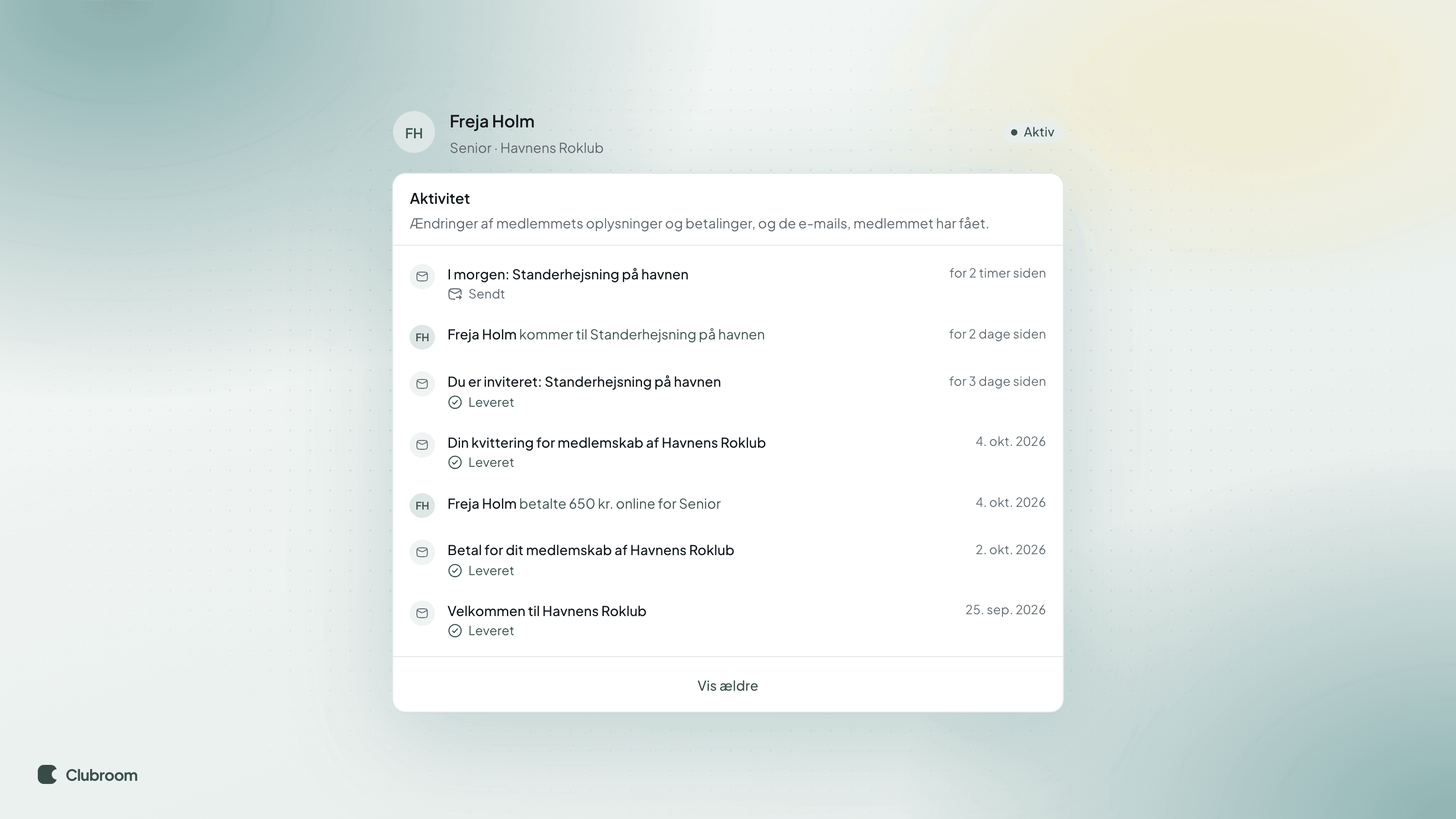 Aktivitet for Freja Holm, hvor e-mails med status Leveret og Sendt står mellem en tilmelding og en betaling.